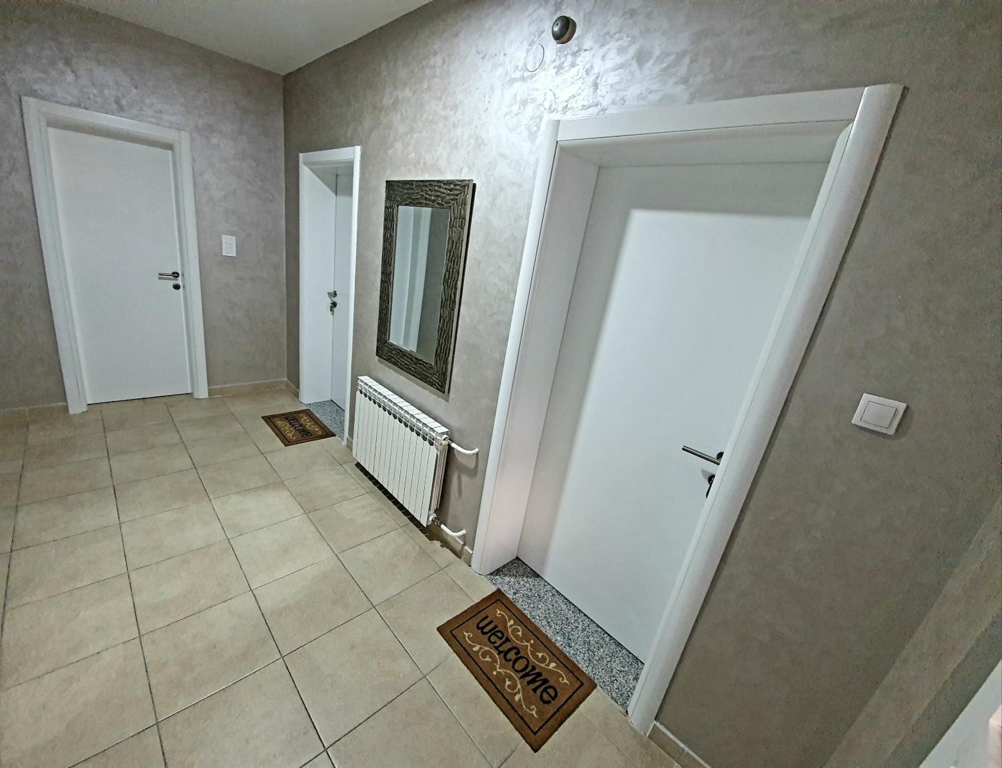 Gradiska Na Savi Apartmani I Sobe Номер фото